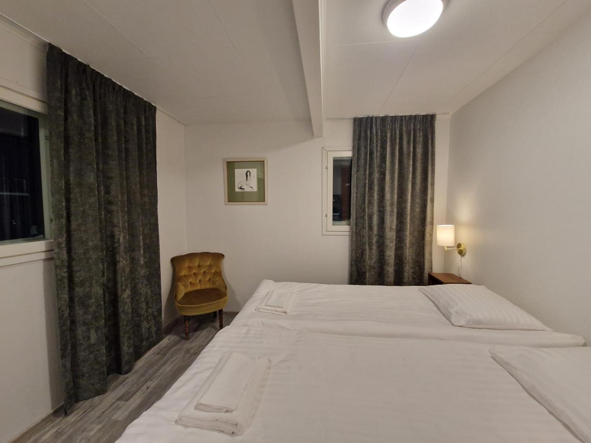 Hotel The Sleeping Bear à Inari Extérieur photo